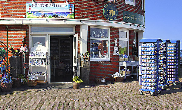 Unser Kontor am Hafen in Neuharlingersiel